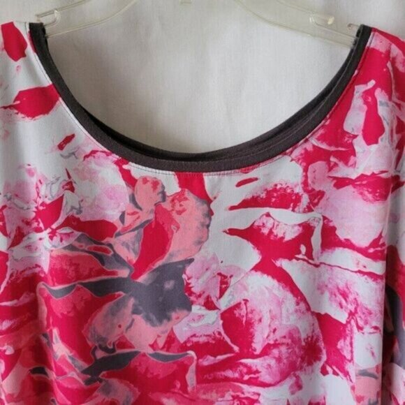 Apt. 9 2X Woman Tunic Blouse Pink Floral Gray Dolman Sleeve Hi-Low Hem stretchy - Picture 4 of 7